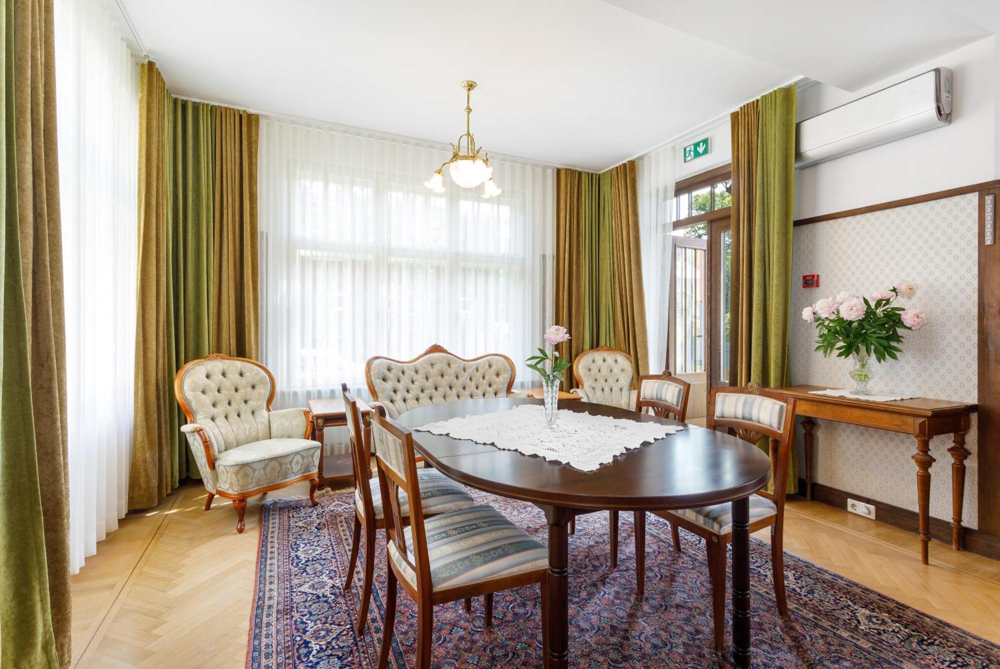Villa Meri Pärnu Extérieur photo